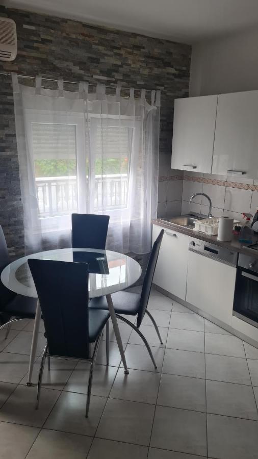 Apartment Lovmar Zadar Eksteriør billede